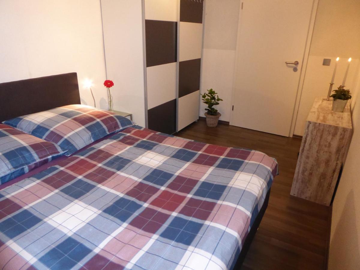 Weiss-Ferienwohnung Quedlinburg Esterno foto