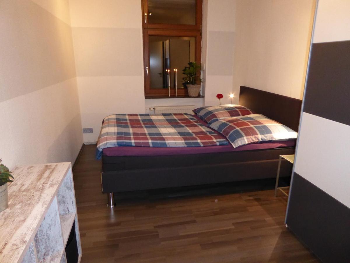 Weiss-Ferienwohnung Quedlinburg Esterno foto