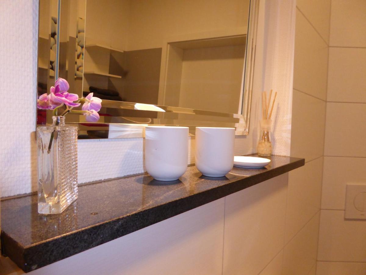 Weiss-Ferienwohnung Quedlinburg Esterno foto