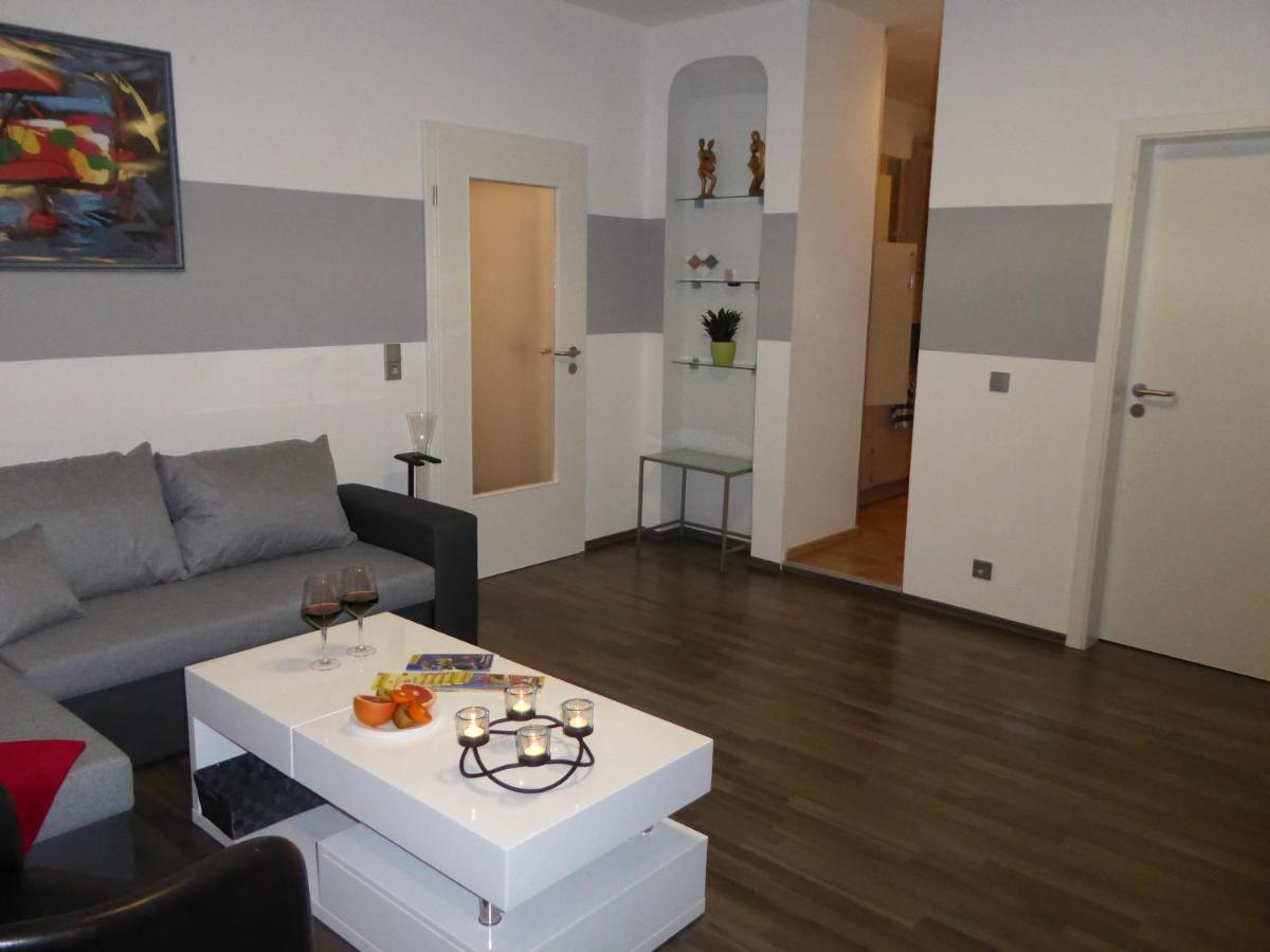 Weiss-Ferienwohnung Quedlinburg Esterno foto